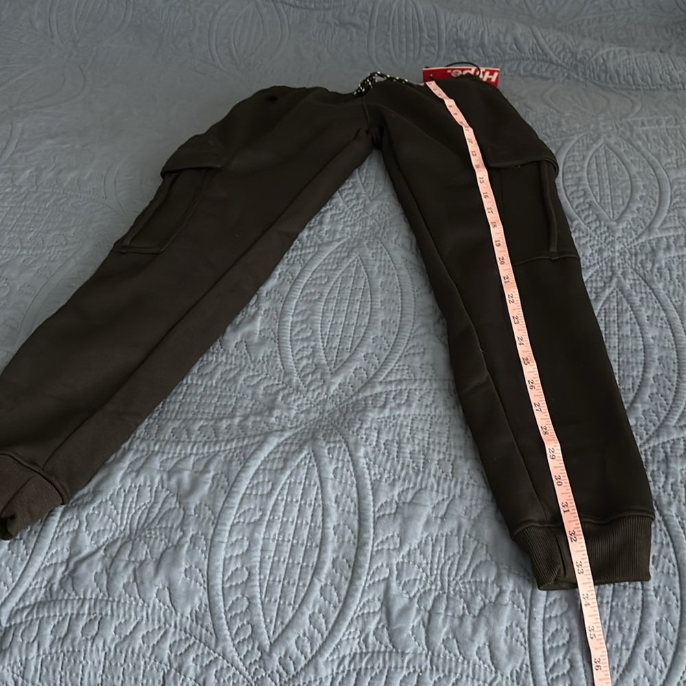 Hype Black Relaxed Fit Cargo Sweatpants - Size Medium - Picture 8 of 12